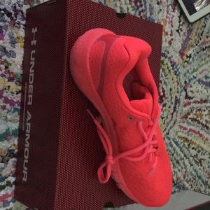 Under Arrmour running shoe